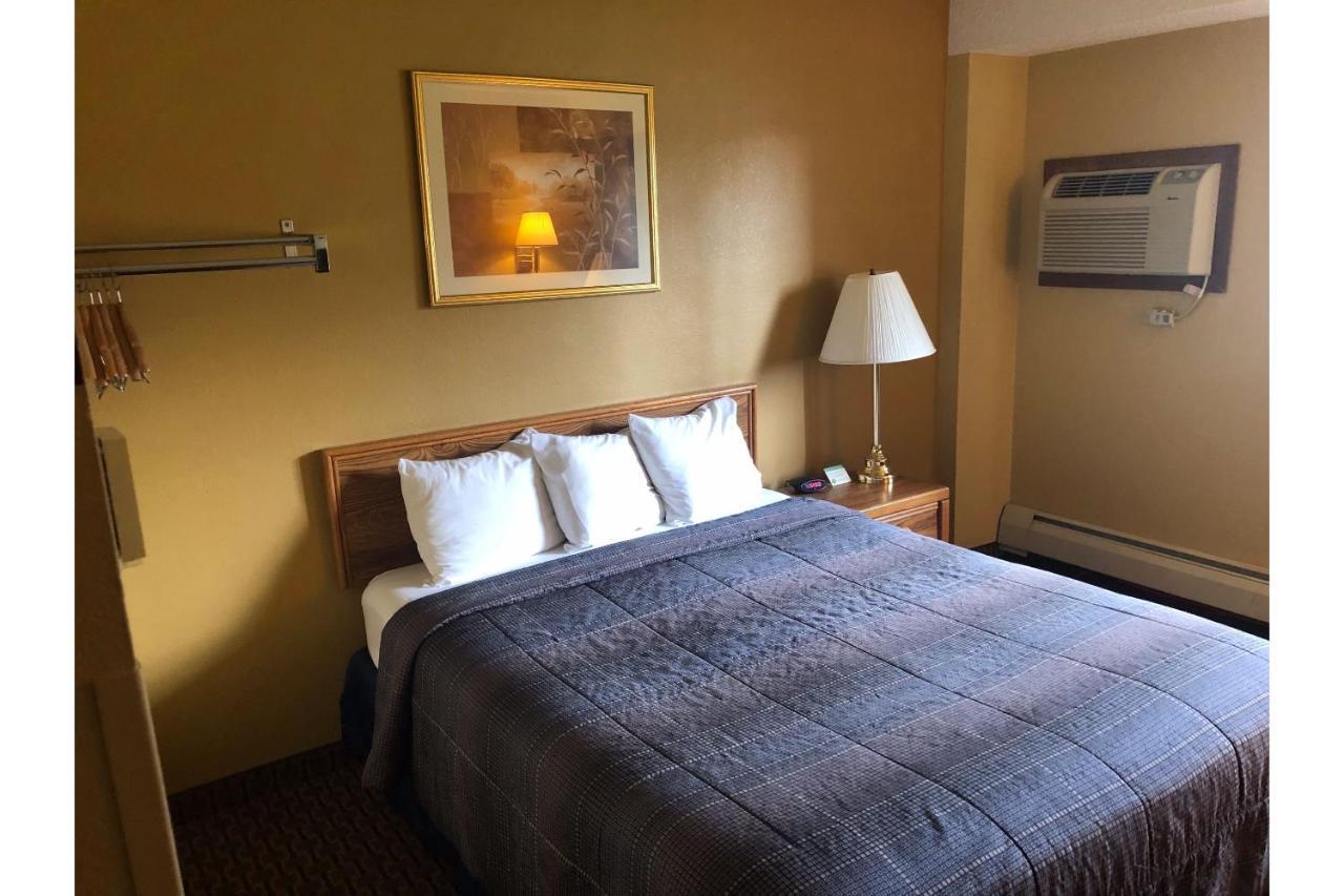 Oyo Hotel Glendive - Yellowstone River Exterior foto